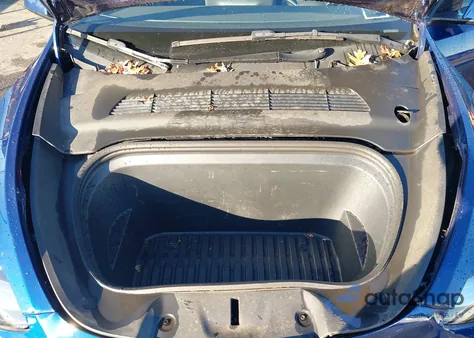 2022 Tesla Model Y Long Range Dual Motor All-Wheel Drive из США, поврежденный, VIN 7SAYGAEE4NF428691